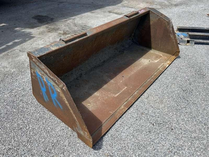 1700mm - Kuormaajan kauha: kuva 1700mm - Kuormaajan kauha 1700mm - Kuormaajan kauha: kuva 1700mm - Kuormaajan kauha