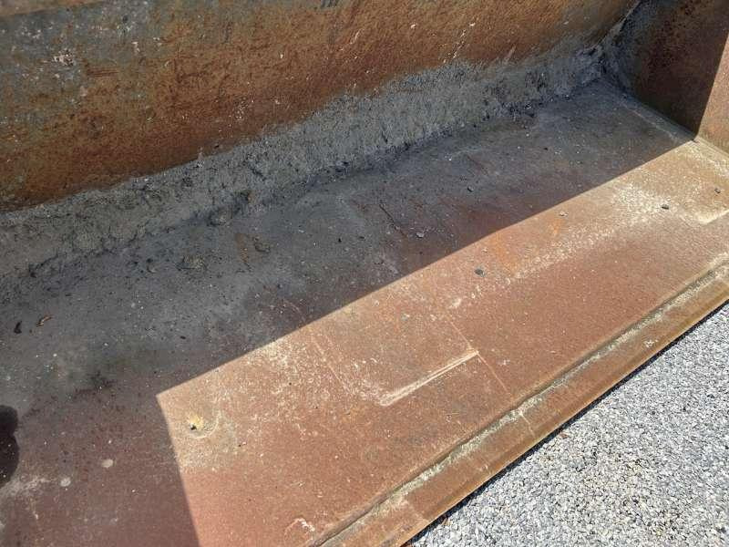 1700mm - Kuormaajan kauha: kuva 1700mm - Kuormaajan kauha 1700mm - Kuormaajan kauha: kuva 1700mm - Kuormaajan kauha