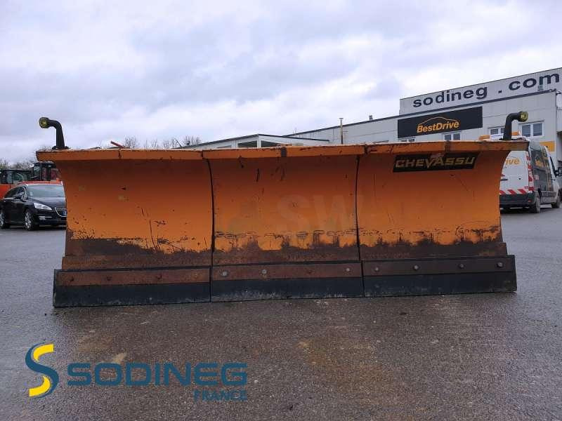 CHEVASSU LE430 - Lumiaura: kuva CHEVASSU LE430 - Lumiaura CHEVASSU LE430 - Lumiaura: kuva CHEVASSU LE430 - Lumiaura