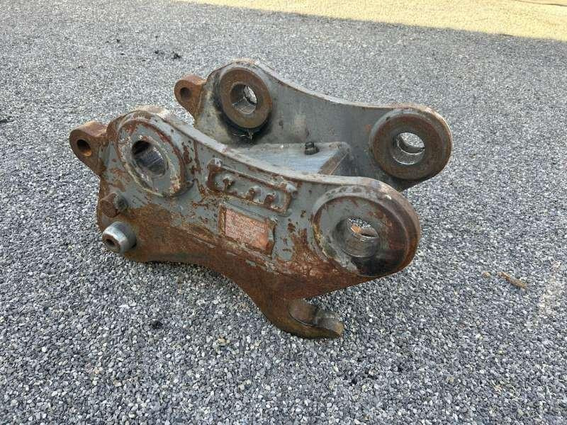 LIEBHERR SW33 - Axes 65mm - Pikaliitin - Rakennuskoneet: kuva LIEBHERR SW33 - Axes 65mm - Pikaliitin - Rakennuskoneet LIEBHERR SW33 - Axes 65mm - Pikaliitin - Rakennuskoneet: kuva LIEBHERR SW33 - Axes 65mm - Pikaliitin - Rakennuskoneet