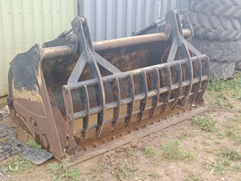 MAGSI 3800 Litres - Mâchoires - Kuormaajan kauha: kuva MAGSI 3800 Litres - Mâchoires - Kuormaajan kauha MAGSI 3800 Litres - Mâchoires - Kuormaajan kauha: kuva MAGSI 3800 Litres - Mâchoires - Kuormaajan kauha