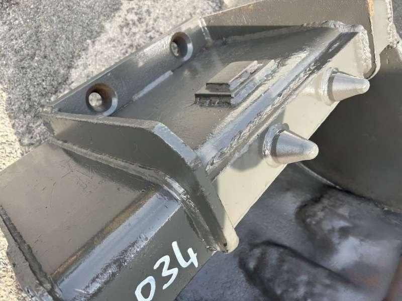 MECALAC 12 - 870mm - fond à revoir - Kaivinkoneen kauha: kuva MECALAC 12 - 870mm - fond à revoir - Kaivinkoneen kauha MECALAC 12 - 870mm - fond à revoir - Kaivinkoneen kauha: kuva MECALAC 12 - 870mm - fond à revoir - Kaivinkoneen kauha