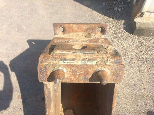 MECALAC 340 - 8/10/11/12 - Kaivinkoneen kauha: kuva MECALAC 340 - 8/10/11/12 - Kaivinkoneen kauha MECALAC 340 - 8/10/11/12 - Kaivinkoneen kauha: kuva MECALAC 340 - 8/10/11/12 - Kaivinkoneen kauha