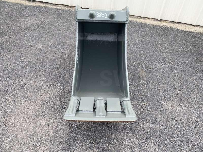 MECALAC 450mm - Series 8 / 10 / 11 et 12 - Kaivinkoneen kauha: kuva MECALAC 450mm - Series 8 / 10 / 11 et 12 - Kaivinkoneen kauha MECALAC 450mm - Series 8 / 10 / 11 et 12 - Kaivinkoneen kauha: kuva MECALAC 450mm - Series 8 / 10 / 11 et 12 - Kaivinkoneen kauha