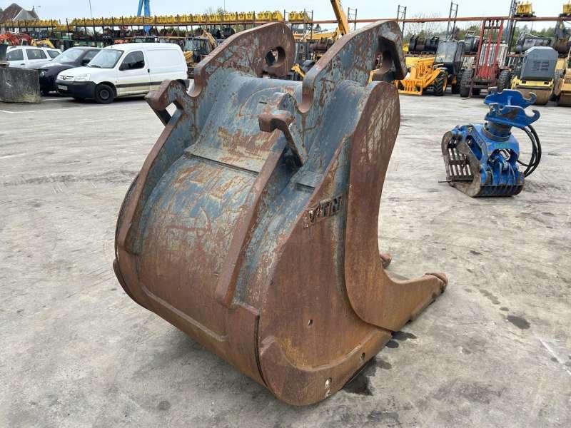 VERACHTERT CW45S - 1000mm - Kaivinkoneen kauha: kuva VERACHTERT CW45S - 1000mm - Kaivinkoneen kauha VERACHTERT CW45S - 1000mm - Kaivinkoneen kauha: kuva VERACHTERT CW45S - 1000mm - Kaivinkoneen kauha