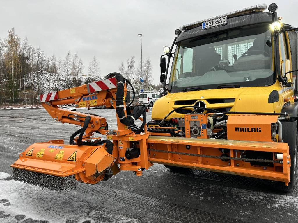 Mercedes-Benz UNIMOG U530/3900 - Kunnallis-/ Erikoisajoneuvot: kuva Mercedes-Benz UNIMOG U530/3900 - Kunnallis-/ Erikoisajoneuvot Mercedes-Benz UNIMOG U530/3900 - Kunnallis-/ Erikoisajoneuvot: kuva Mercedes-Benz UNIMOG U530/3900 - Kunnallis-/ Erikoisajoneuvot