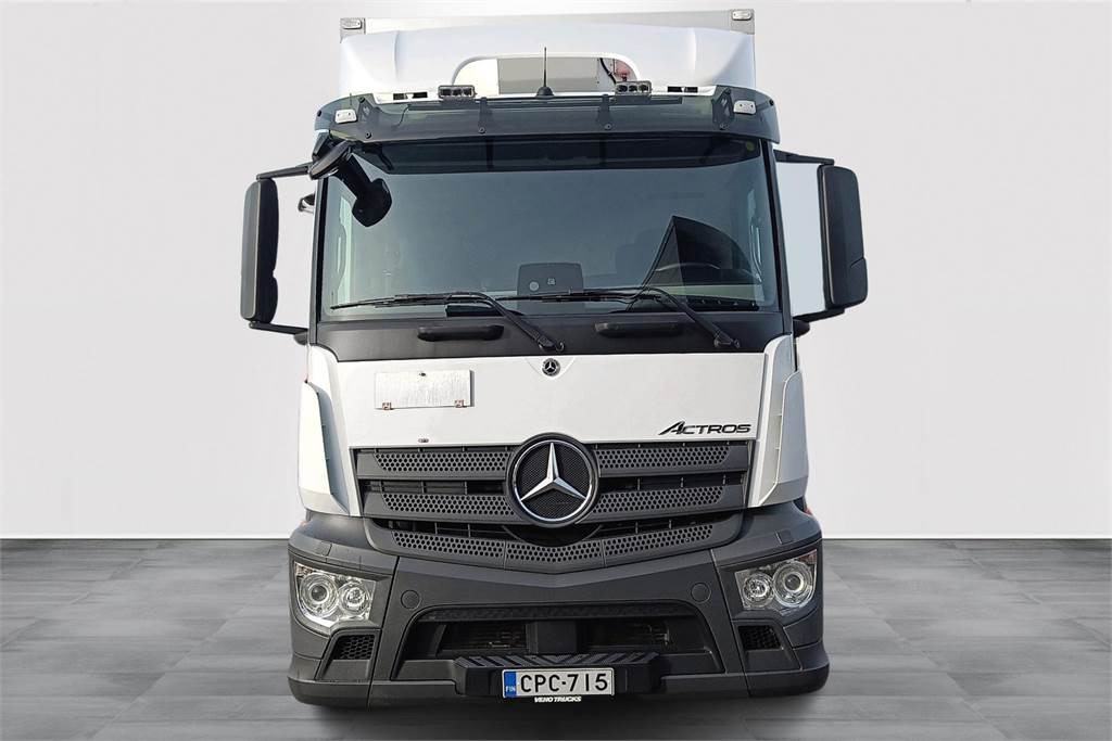 Mercedes-Benz ACTROS 5 SM 1827 L KSA - Isoterminen kuorma-auto: kuva Mercedes-Benz ACTROS 5 SM 1827 L KSA - Isoterminen kuorma-auto Mercedes-Benz ACTROS 5 SM 1827 L KSA - Isoterminen kuorma-auto: kuva Mercedes-Benz ACTROS 5 SM 1827 L KSA - Isoterminen kuorma-auto