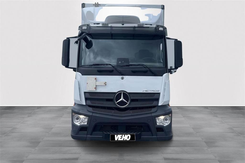 Mercedes-Benz Actros 1827 4x2 8,7m umpikori+PL nostin - Isoterminen kuorma-auto: kuva Mercedes-Benz Actros 1827 4x2 8,7m umpikori+PL nostin - Isoterminen kuorma-auto Mercedes-Benz Actros 1827 4x2 8,7m umpikori+PL nostin - Isoterminen kuorma-auto: kuva Mercedes-Benz Actros 1827 4x2 8,7m umpikori+PL nostin - Isoterminen kuorma-auto