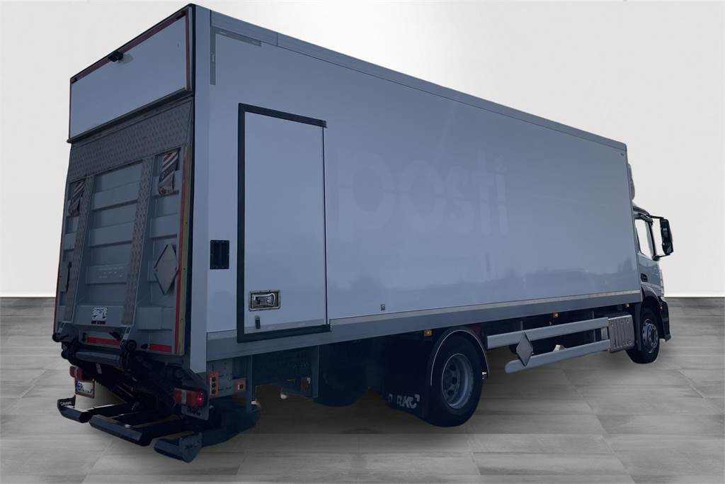 Mercedes-Benz Actros 1827 4x2 8,7m umpikori+PL nostin - Isoterminen kuorma-auto: kuva Mercedes-Benz Actros 1827 4x2 8,7m umpikori+PL nostin - Isoterminen kuorma-auto Mercedes-Benz Actros 1827 4x2 8,7m umpikori+PL nostin - Isoterminen kuorma-auto: kuva Mercedes-Benz Actros 1827 4x2 8,7m umpikori+PL nostin - Isoterminen kuorma-auto