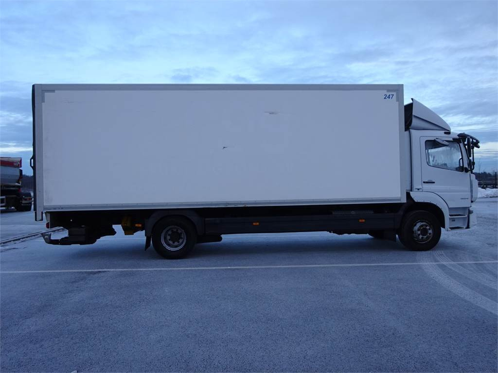 Mercedes-Benz Atego 1524L KSA-kori + PL - Umpikori kuorma-auto: kuva Mercedes-Benz Atego 1524L KSA-kori + PL - Umpikori kuorma-auto Mercedes-Benz Atego 1524L KSA-kori + PL - Umpikori kuorma-auto: kuva Mercedes-Benz Atego 1524L KSA-kori + PL - Umpikori kuorma-auto
