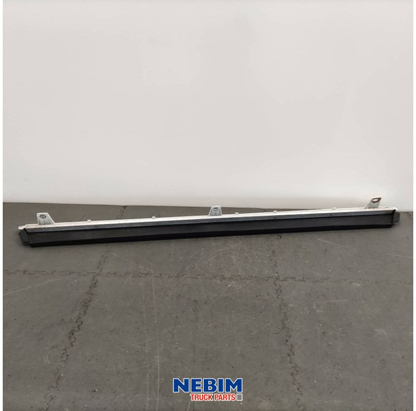 Volvo Volvo - 84173254 - Bumperspoiler midden - Varaosat - Kuorma-auto: kuva Volvo Volvo - 84173254 - Bumperspoiler midden - Varaosat - Kuorma-auto Volvo Volvo - 84173254 - Bumperspoiler midden - Varaosat - Kuorma-auto: kuva Volvo Volvo - 84173254 - Bumperspoiler midden - Varaosat - Kuorma-auto