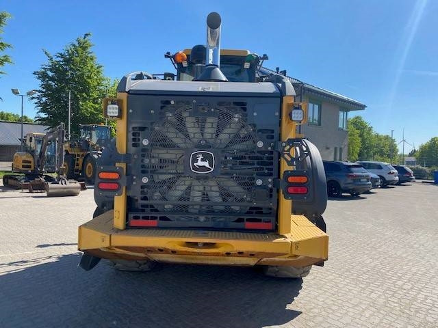 John Deere 744 P MIETE / RENTAL (12002124) - Pyöräkuormaaja: kuva John Deere 744 P MIETE / RENTAL (12002124) - Pyöräkuormaaja John Deere 744 P MIETE / RENTAL (12002124) - Pyöräkuormaaja: kuva John Deere 744 P MIETE / RENTAL (12002124) - Pyöräkuormaaja