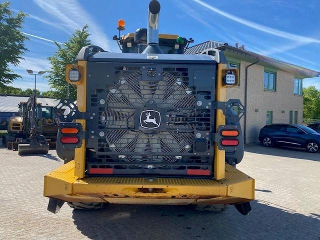 John Deere 744 P MIETE / RENTAL (12002125) - Pyöräkuormaaja: kuva John Deere 744 P MIETE / RENTAL (12002125) - Pyöräkuormaaja John Deere 744 P MIETE / RENTAL (12002125) - Pyöräkuormaaja: kuva John Deere 744 P MIETE / RENTAL (12002125) - Pyöräkuormaaja