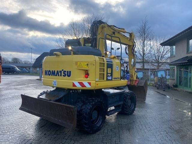 Komatsu PW 148-8 MIETE / RENTAL (12005295) - Pyöräalustainen kaivinkone: kuva Komatsu PW 148-8 MIETE / RENTAL (12005295) - Pyöräalustainen kaivinkone Komatsu PW 148-8 MIETE / RENTAL (12005295) - Pyöräalustainen kaivinkone: kuva Komatsu PW 148-8 MIETE / RENTAL (12005295) - Pyöräalustainen kaivinkone
