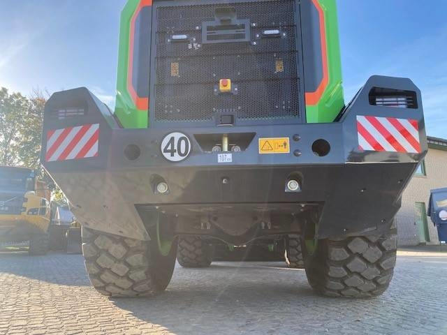 Uusi Pyöräkuormaaja LIUGONG 870 HE vollelektrisch, 24.2 t, 4.7-5.2 cbm: kuva Uusi Pyöräkuormaaja LIUGONG 870 HE vollelektrisch, 24.2 t, 4.7-5.2 cbm Uusi Pyöräkuormaaja LIUGONG 870 HE vollelektrisch, 24.2 t, 4.7-5.2 cbm: kuva Uusi Pyöräkuormaaja LIUGONG 870 HE vollelektrisch, 24.2 t, 4.7-5.2 cbm