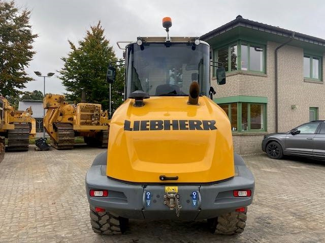 Liebherr L 509 Stereo HighLift (12005588) - Pyöräkuormaaja: kuva Liebherr L 509 Stereo HighLift (12005588) - Pyöräkuormaaja Liebherr L 509 Stereo HighLift (12005588) - Pyöräkuormaaja: kuva Liebherr L 509 Stereo HighLift (12005588) - Pyöräkuormaaja