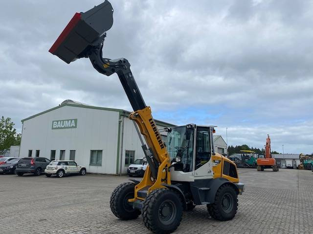 Liebherr L 509 Tele Speeder MIETE / RENTAL (12002134) - Pyöräkuormaaja: kuva Liebherr L 509 Tele Speeder MIETE / RENTAL (12002134) - Pyöräkuormaaja Liebherr L 509 Tele Speeder MIETE / RENTAL (12002134) - Pyöräkuormaaja: kuva Liebherr L 509 Tele Speeder MIETE / RENTAL (12002134) - Pyöräkuormaaja