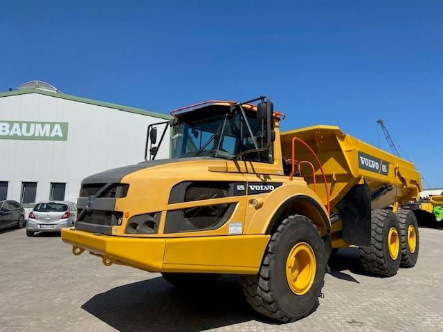 Volvo A 25 G MIETE / RENTAL (12000739) - Nivelkippiauto: kuva Volvo A 25 G MIETE / RENTAL (12000739) - Nivelkippiauto Volvo A 25 G MIETE / RENTAL (12000739) - Nivelkippiauto: kuva Volvo A 25 G MIETE / RENTAL (12000739) - Nivelkippiauto