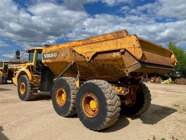 Volvo A 25 G MIETE / RENTAL (12000876) - Nivelkippiauto: kuva Volvo A 25 G MIETE / RENTAL (12000876) - Nivelkippiauto Volvo A 25 G MIETE / RENTAL (12000876) - Nivelkippiauto: kuva Volvo A 25 G MIETE / RENTAL (12000876) - Nivelkippiauto