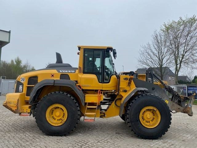 Volvo L 120 H A/C, BSS, ZSA, 3. Kr., SW (12005212) - Pyöräkuormaaja: kuva Volvo L 120 H A/C, BSS, ZSA, 3. Kr., SW (12005212) - Pyöräkuormaaja Volvo L 120 H A/C, BSS, ZSA, 3. Kr., SW (12005212) - Pyöräkuormaaja: kuva Volvo L 120 H A/C, BSS, ZSA, 3. Kr., SW (12005212) - Pyöräkuormaaja