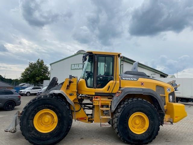 Volvo L 120 H AT-Motor (12005333) - Pyöräkuormaaja: kuva Volvo L 120 H AT-Motor (12005333) - Pyöräkuormaaja Volvo L 120 H AT-Motor (12005333) - Pyöräkuormaaja: kuva Volvo L 120 H AT-Motor (12005333) - Pyöräkuormaaja