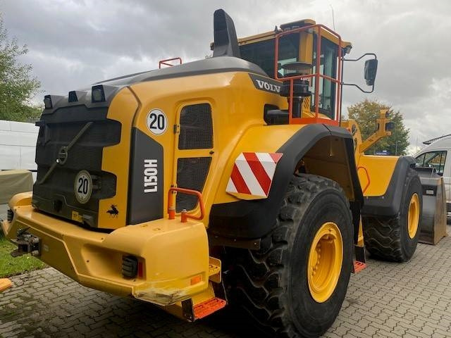 Volvo L 150 H MIETE / RENTAL (12005547) - Pyöräkuormaaja: kuva Volvo L 150 H MIETE / RENTAL (12005547) - Pyöräkuormaaja Volvo L 150 H MIETE / RENTAL (12005547) - Pyöräkuormaaja: kuva Volvo L 150 H MIETE / RENTAL (12005547) - Pyöräkuormaaja