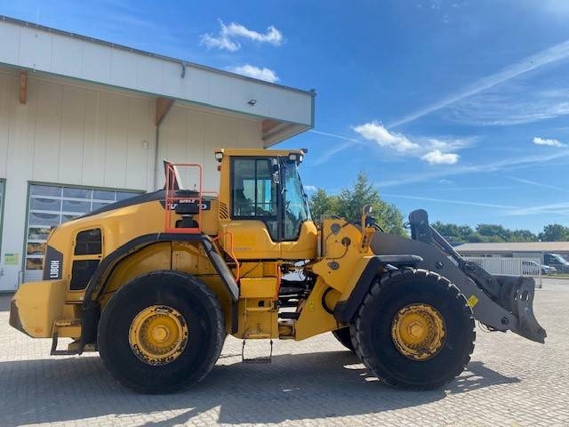 Volvo L 180 H (12005509) - Pyöräkuormaaja: kuva Volvo L 180 H (12005509) - Pyöräkuormaaja Volvo L 180 H (12005509) - Pyöräkuormaaja: kuva Volvo L 180 H (12005509) - Pyöräkuormaaja