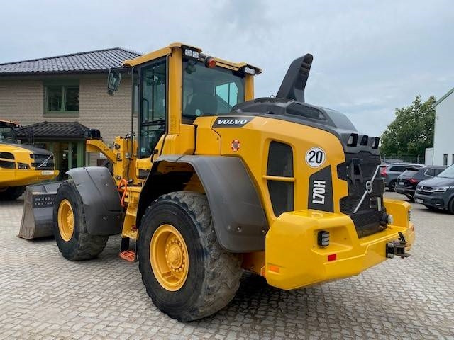 Volvo L 70 H MIETE / RENTAL (12005472) - Pyöräkuormaaja: kuva Volvo L 70 H MIETE / RENTAL (12005472) - Pyöräkuormaaja Volvo L 70 H MIETE / RENTAL (12005472) - Pyöräkuormaaja: kuva Volvo L 70 H MIETE / RENTAL (12005472) - Pyöräkuormaaja