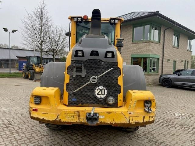 Volvo L 90 H MIETE / RENTAL (12005310) - Pyöräkuormaaja: kuva Volvo L 90 H MIETE / RENTAL (12005310) - Pyöräkuormaaja Volvo L 90 H MIETE / RENTAL (12005310) - Pyöräkuormaaja: kuva Volvo L 90 H MIETE / RENTAL (12005310) - Pyöräkuormaaja