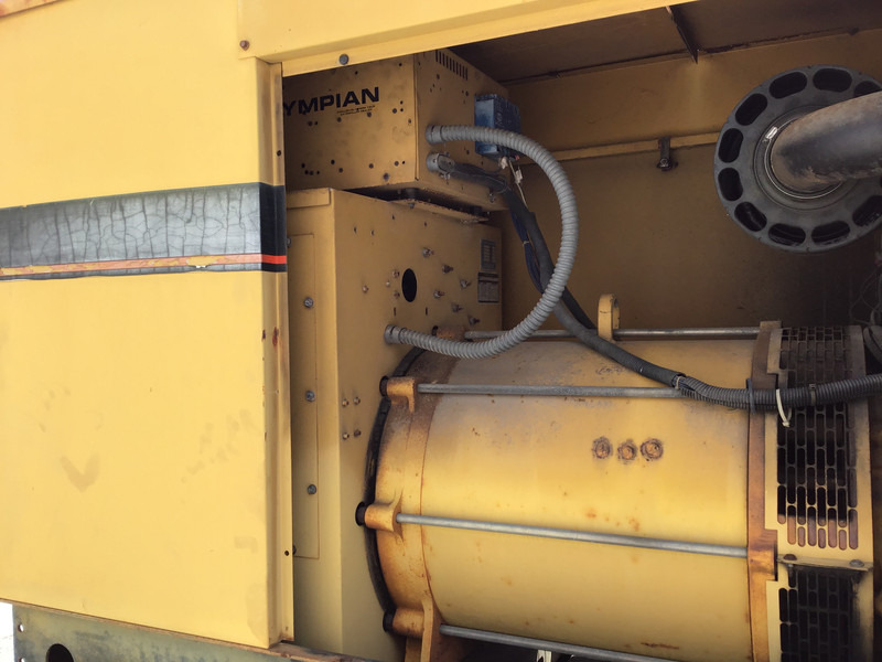 Caterpillar OLYMPIAN OLYMPIAN GENERAC 156 KVA USED - Sähkögeneraattori: kuva Caterpillar OLYMPIAN OLYMPIAN GENERAC 156 KVA USED - Sähkögeneraattori Caterpillar OLYMPIAN OLYMPIAN GENERAC 156 KVA USED - Sähkögeneraattori: kuva Caterpillar OLYMPIAN OLYMPIAN GENERAC 156 KVA USED - Sähkögeneraattori
