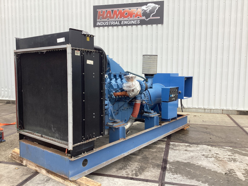 MTU 12V2000 GENERATOR 937KVA USED - Sähkögeneraattori: kuva MTU 12V2000 GENERATOR 937KVA USED - Sähkögeneraattori MTU 12V2000 GENERATOR 937KVA USED - Sähkögeneraattori: kuva MTU 12V2000 GENERATOR 937KVA USED - Sähkögeneraattori