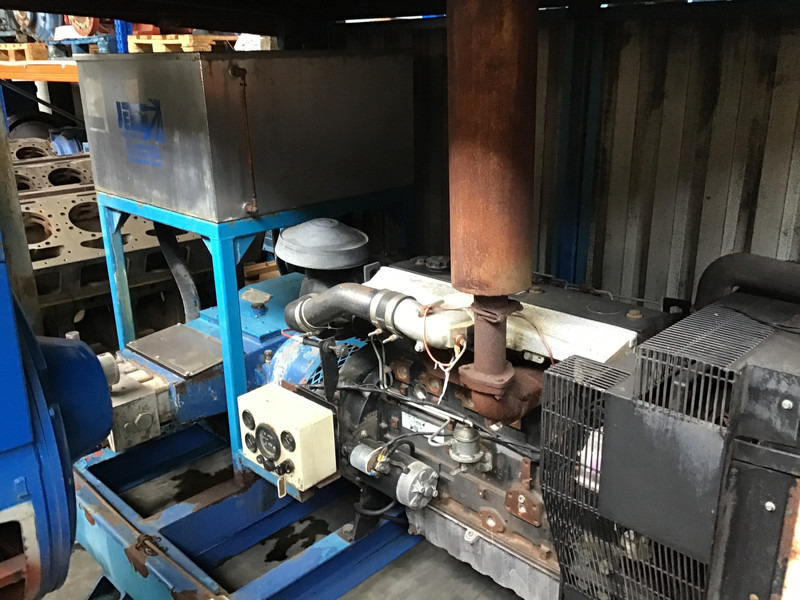 Perkins 1006-6 POMP 800 BAR USED - Vesipumppu: kuva Perkins 1006-6 POMP 800 BAR USED - Vesipumppu Perkins 1006-6 POMP 800 BAR USED - Vesipumppu: kuva Perkins 1006-6 POMP 800 BAR USED - Vesipumppu