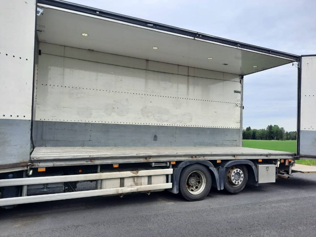 Mercedes-Benz Actros 2551 - Umpikori kuorma-auto: kuva Mercedes-Benz Actros 2551 - Umpikori kuorma-auto Mercedes-Benz Actros 2551 - Umpikori kuorma-auto: kuva Mercedes-Benz Actros 2551 - Umpikori kuorma-auto
