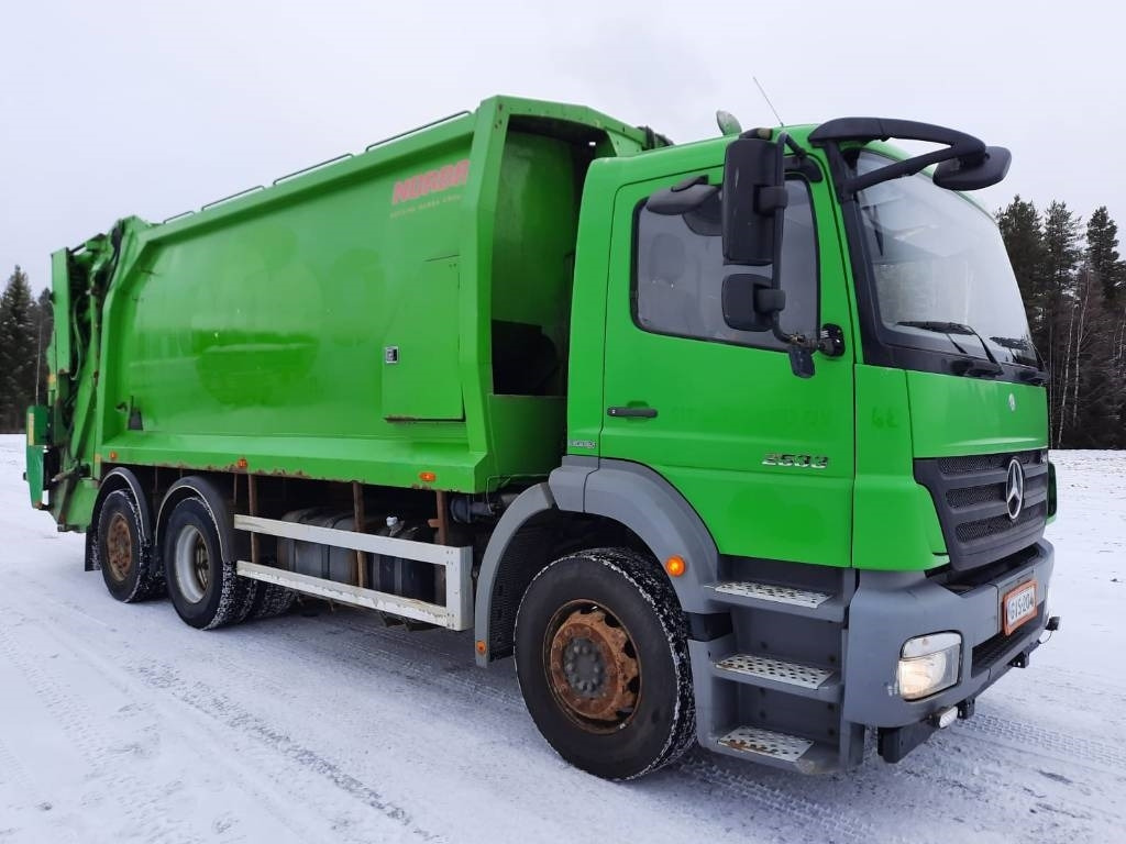 Mercedes-Benz Axor 2533 - Roska-auto: kuva Mercedes-Benz Axor 2533 - Roska-auto Mercedes-Benz Axor 2533 - Roska-auto: kuva Mercedes-Benz Axor 2533 - Roska-auto