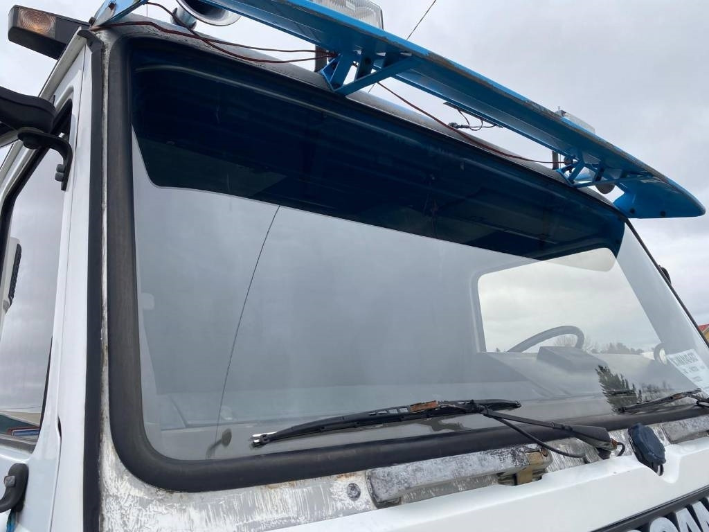 Kuorma-auto alusta Scania R 142: kuva Kuorma-auto alusta Scania R 142