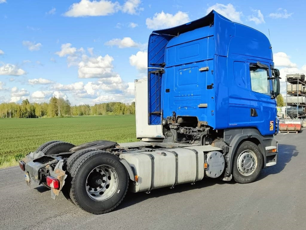 Scania R 480 - Vetopöytäauto: kuva Scania R 480 - Vetopöytäauto Scania R 480 - Vetopöytäauto: kuva Scania R 480 - Vetopöytäauto