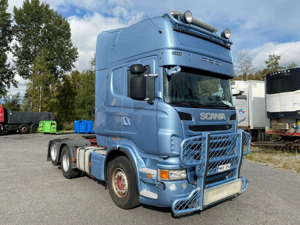 Scania R 560 - Vetopöytäauto: kuva Scania R 560 - Vetopöytäauto Scania R 560 - Vetopöytäauto: kuva Scania R 560 - Vetopöytäauto