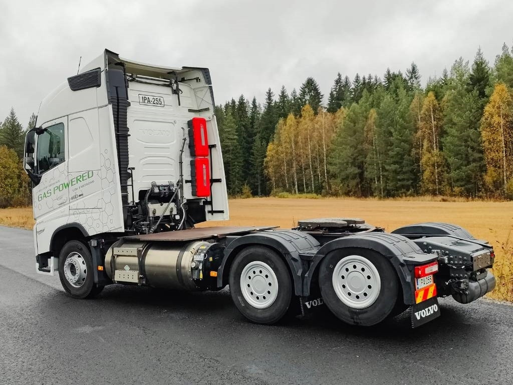 Volvo FH 460 LNG  - Vetopöytäauto: kuva Volvo FH 460 LNG  - Vetopöytäauto Volvo FH 460 LNG  - Vetopöytäauto: kuva Volvo FH 460 LNG  - Vetopöytäauto