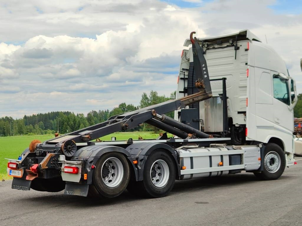 Volvo FH 540 - Koukkulava kuorma-auto: kuva Volvo FH 540 - Koukkulava kuorma-auto Volvo FH 540 - Koukkulava kuorma-auto: kuva Volvo FH 540 - Koukkulava kuorma-auto