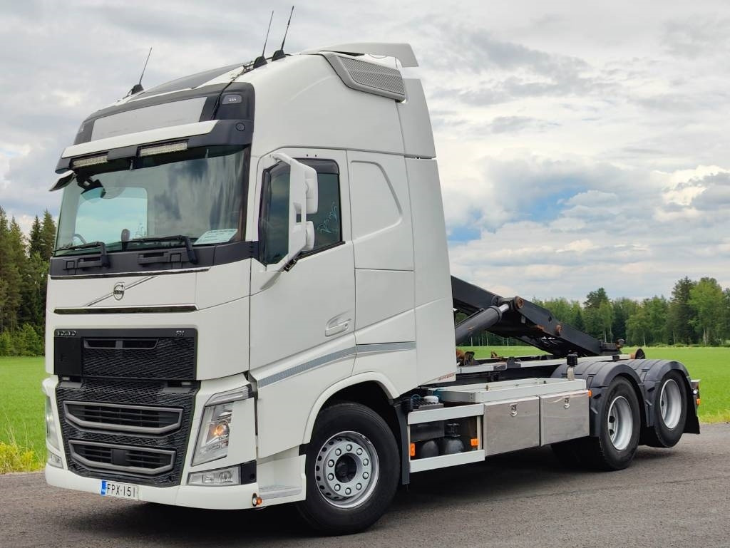 Volvo FH 540 - Koukkulava kuorma-auto: kuva Volvo FH 540 - Koukkulava kuorma-auto Volvo FH 540 - Koukkulava kuorma-auto: kuva Volvo FH 540 - Koukkulava kuorma-auto