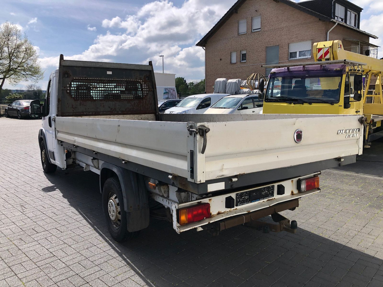Fiat Ducato 2.3 Maxi Pritsche 35 130 L5 - Avolava pakettiauto: kuva Fiat Ducato 2.3 Maxi Pritsche 35 130 L5 - Avolava pakettiauto Fiat Ducato 2.3 Maxi Pritsche 35 130 L5 - Avolava pakettiauto: kuva Fiat Ducato 2.3 Maxi Pritsche 35 130 L5 - Avolava pakettiauto