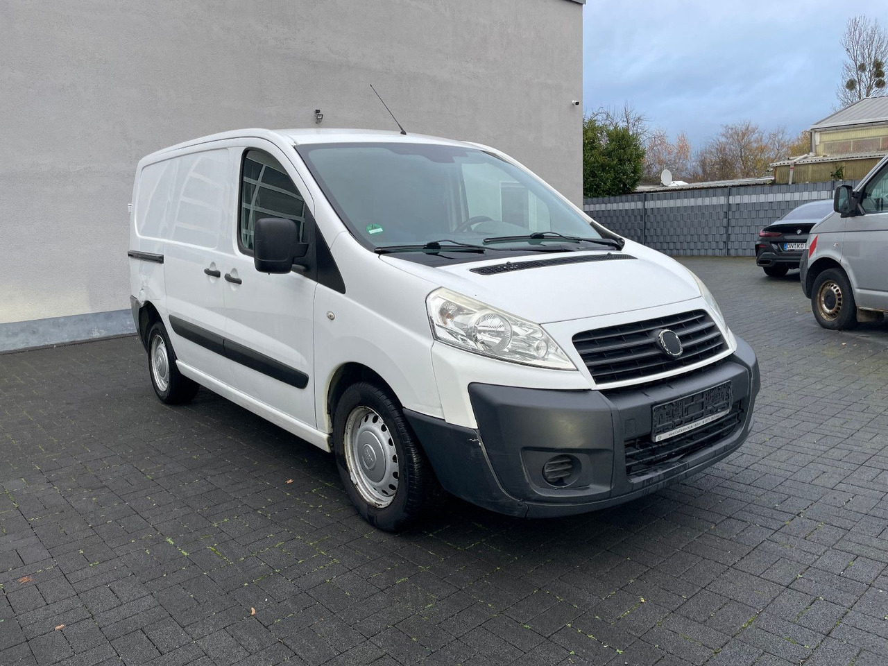 Fiat Scudo SX L1H1 120-2,0 Multijet - Pieni pakettiauto: kuva Fiat Scudo SX L1H1 120-2,0 Multijet - Pieni pakettiauto Fiat Scudo SX L1H1 120-2,0 Multijet - Pieni pakettiauto: kuva Fiat Scudo SX L1H1 120-2,0 Multijet - Pieni pakettiauto