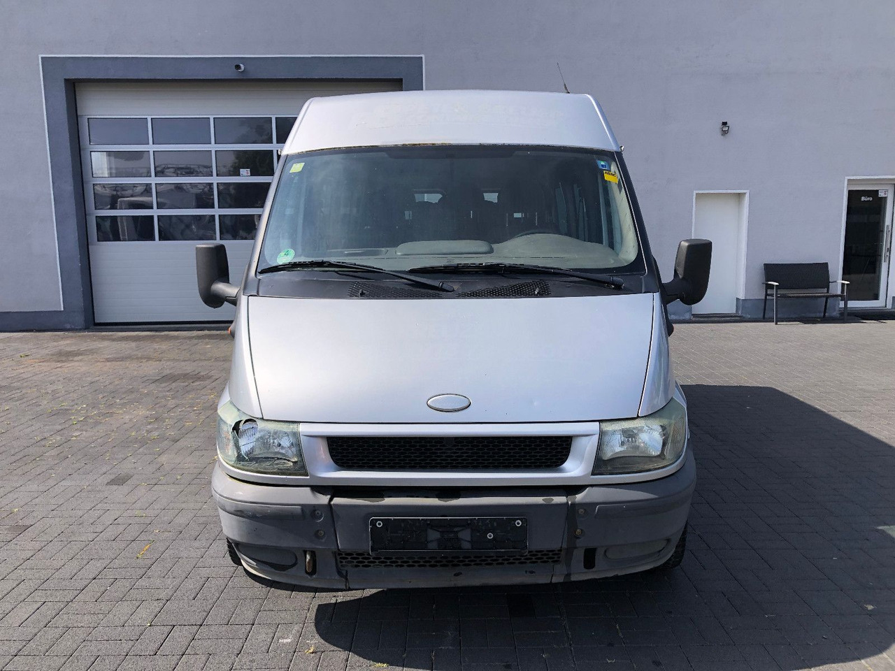 Ford Transit 2.4 TDi, Heckantrieb, 8-Sitzer, Klima - Pikkubussi: kuva Ford Transit 2.4 TDi, Heckantrieb, 8-Sitzer, Klima - Pikkubussi Ford Transit 2.4 TDi, Heckantrieb, 8-Sitzer, Klima - Pikkubussi: kuva Ford Transit 2.4 TDi, Heckantrieb, 8-Sitzer, Klima - Pikkubussi