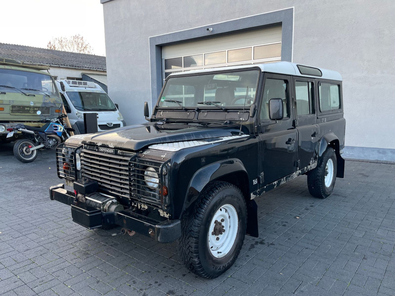 Land Rover Defender 110 SW 2.5 TD , Wohnm.Zulassung, 1.Hand - Maasturi/ Katumaasturi: kuva Land Rover Defender 110 SW 2.5 TD , Wohnm.Zulassung, 1.Hand - Maasturi/ Katumaasturi Land Rover Defender 110 SW 2.5 TD , Wohnm.Zulassung, 1.Hand - Maasturi/ Katumaasturi: kuva Land Rover Defender 110 SW 2.5 TD , Wohnm.Zulassung, 1.Hand - Maasturi/ Katumaasturi