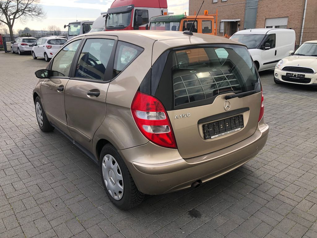 Mercedes-Benz A 150 A -Klasse A 150 - Henkilöauto: kuva Mercedes-Benz A 150 A -Klasse A 150 - Henkilöauto Mercedes-Benz A 150 A -Klasse A 150 - Henkilöauto: kuva Mercedes-Benz A 150 A -Klasse A 150 - Henkilöauto