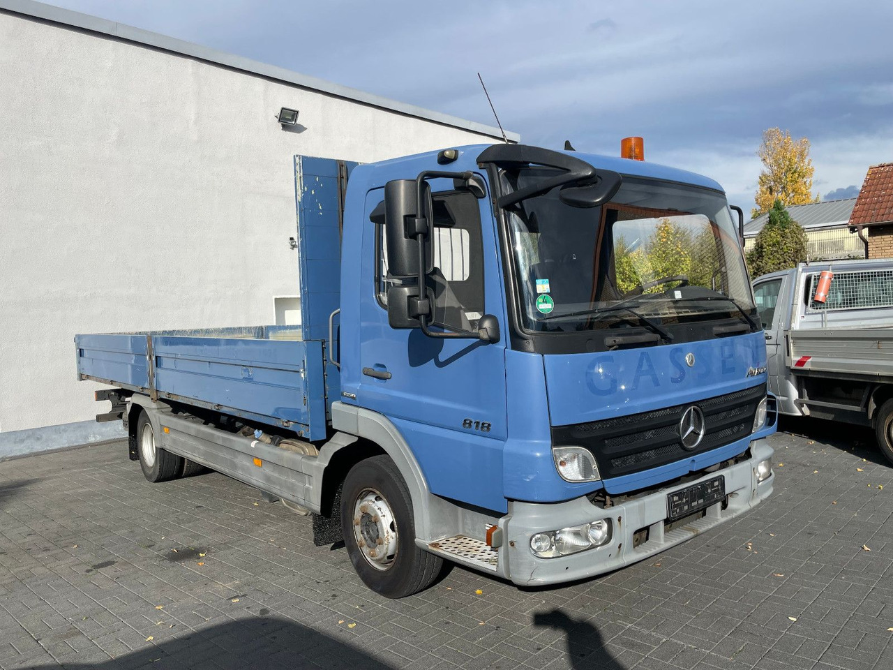 Mercedes-Benz Atego 818 Pritsche Euro 5 - Avolava pakettiauto: kuva Mercedes-Benz Atego 818 Pritsche Euro 5 - Avolava pakettiauto Mercedes-Benz Atego 818 Pritsche Euro 5 - Avolava pakettiauto: kuva Mercedes-Benz Atego 818 Pritsche Euro 5 - Avolava pakettiauto