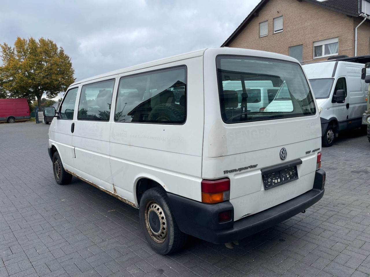 Volkswagen T4 Caravelle 2,5-l-Diesel TDI 75kW syncro lang - Pikkubussi: kuva  Volkswagen T4 Caravelle 2,5-l-Diesel TDI 75kW syncro lang - Pikkubussi Volkswagen T4 Caravelle 2,5-l-Diesel TDI 75kW syncro lang - Pikkubussi: kuva  Volkswagen T4 Caravelle 2,5-l-Diesel TDI 75kW syncro lang - Pikkubussi