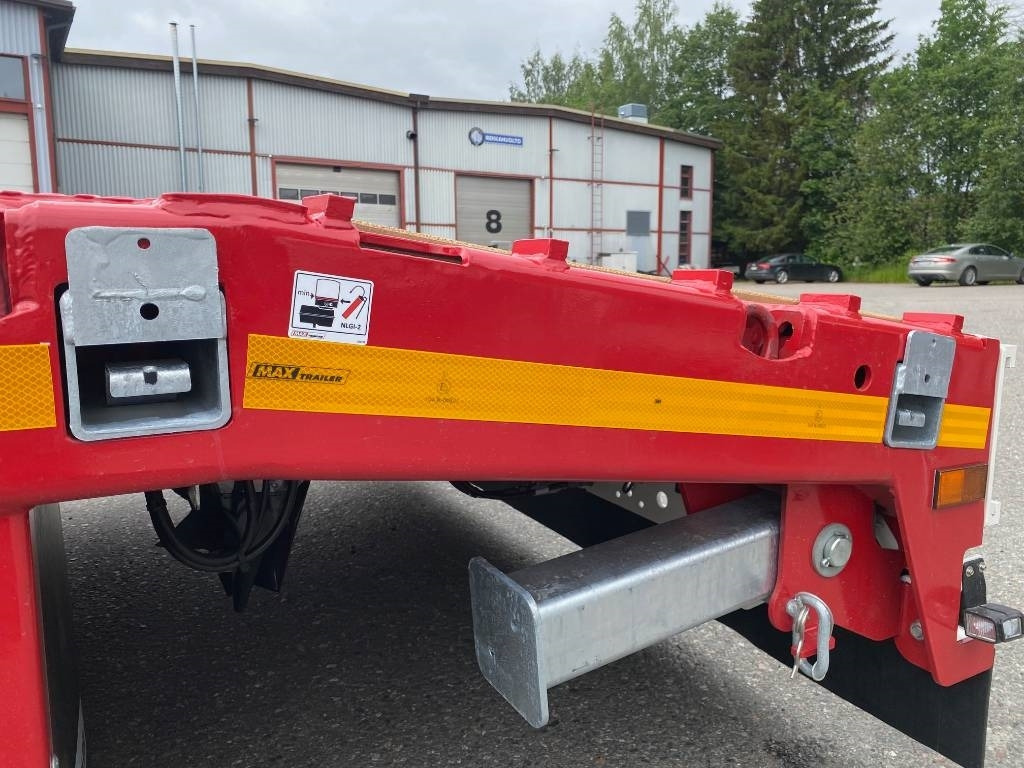 Faymonville Max Trailer, Max100 4AU - Apuvaunu puoliperävaunu: kuva Faymonville Max Trailer, Max100 4AU - Apuvaunu puoliperävaunu Faymonville Max Trailer, Max100 4AU - Apuvaunu puoliperävaunu: kuva Faymonville Max Trailer, Max100 4AU - Apuvaunu puoliperävaunu