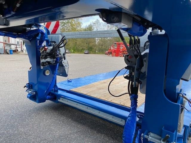 Faymonville Max Trailer, Max510, 2-aks, pendeli - Apuvaunu puoliperävaunu: kuva Faymonville Max Trailer, Max510, 2-aks, pendeli - Apuvaunu puoliperävaunu Faymonville Max Trailer, Max510, 2-aks, pendeli - Apuvaunu puoliperävaunu: kuva Faymonville Max Trailer, Max510, 2-aks, pendeli - Apuvaunu puoliperävaunu