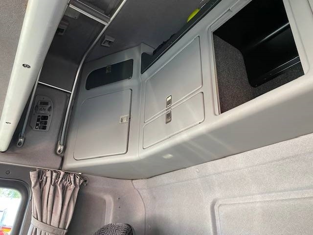 Scania R 164, 6x2 - Vetopöytäauto: kuva Scania R 164, 6x2 - Vetopöytäauto Scania R 164, 6x2 - Vetopöytäauto: kuva Scania R 164, 6x2 - Vetopöytäauto